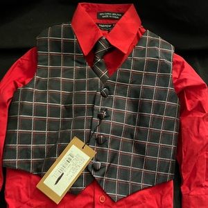 Suite (pants, shirt, tie, vest)